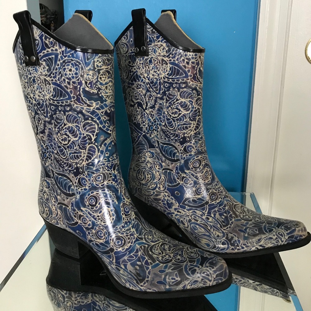 Paisley Cowgirl Rain Boots